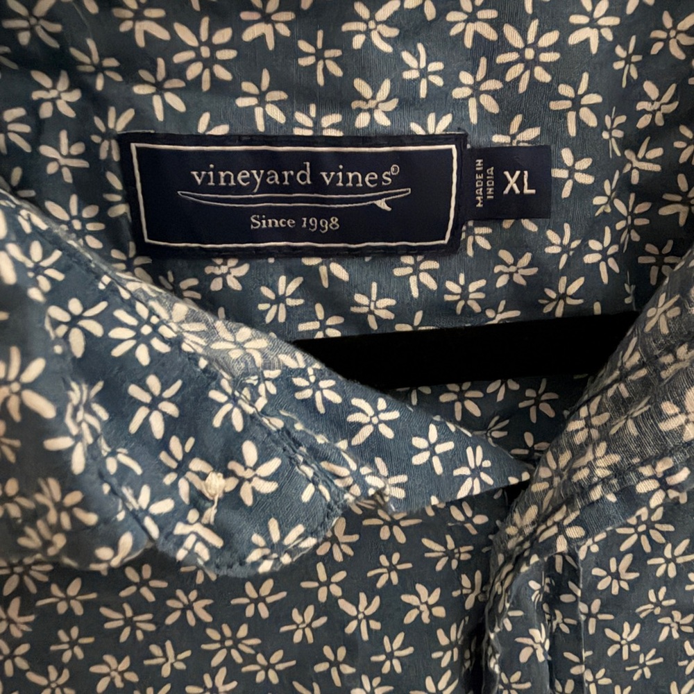 Vineyard Vines Navy Floral Men's Shirt